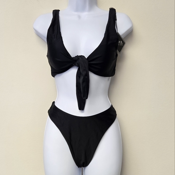 Zaful Other - NWT Zaful Elegant Black Knot Bikini